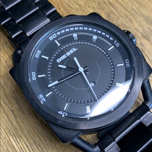 Diesel Men’s Black Large Face Watch - Picture 3 of 7